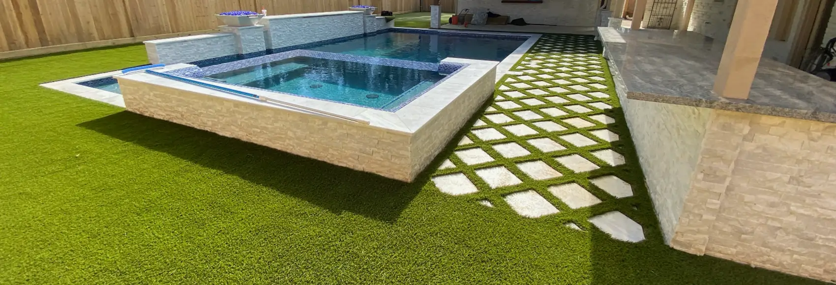 Artificial grass backyard from SYNLawn