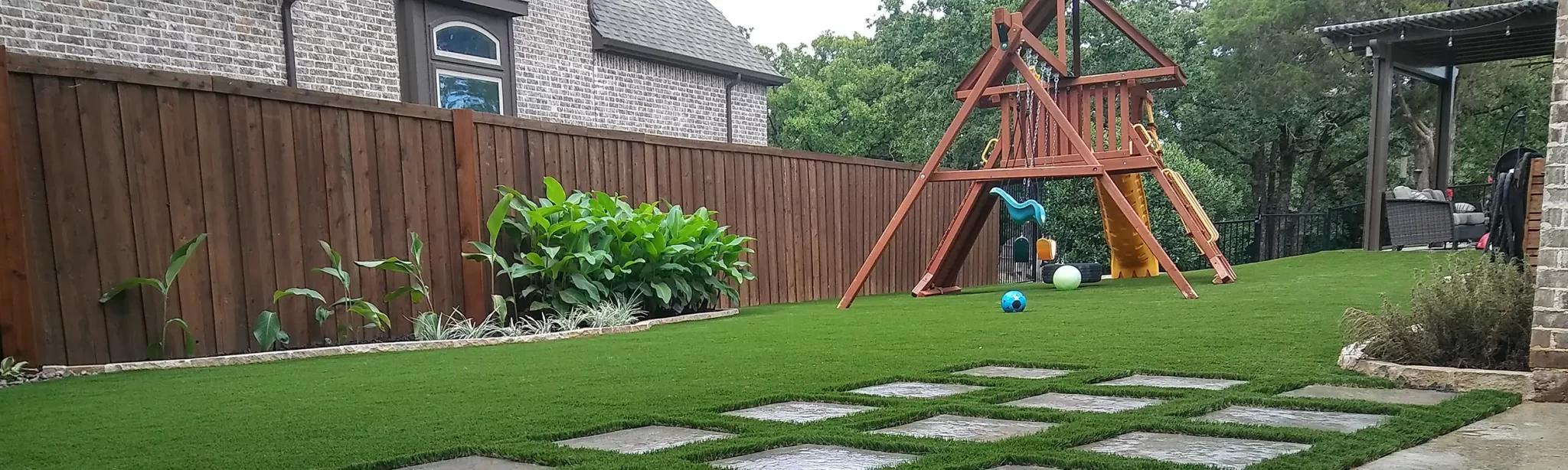 residential backyard artificial grass lawn