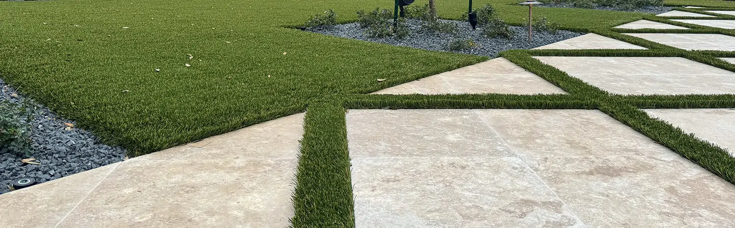 Artificial grass backyard area installed by SYNLawn