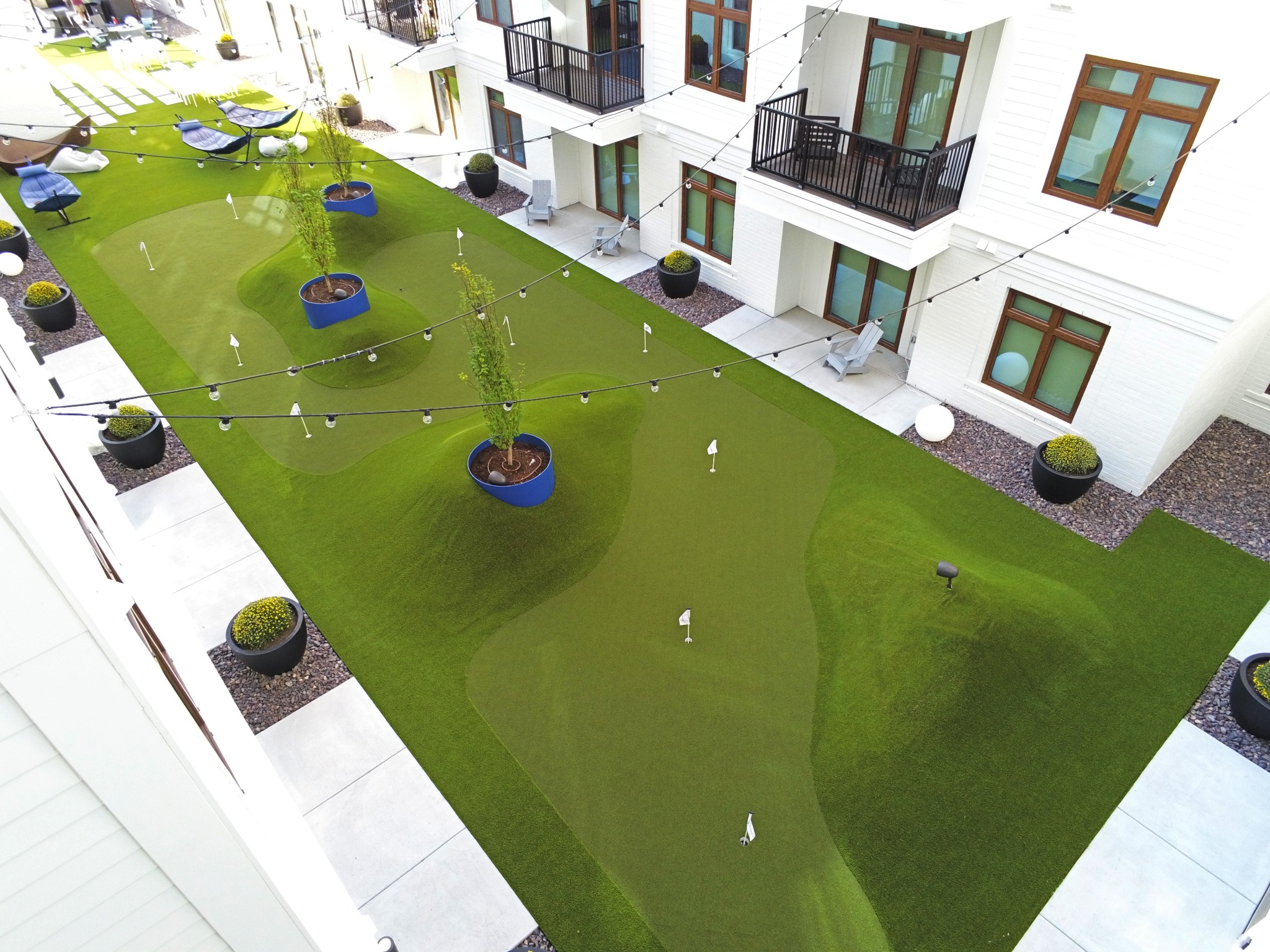 San Antonio Commercial Artificial Grass Putting Green Courtyard San Antonio Commercial Artificial Grass Putting Green Courtyard